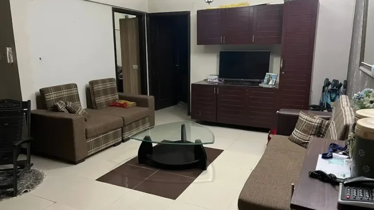 3 BEDROOMS WEST OPEN 2 SIDE CORNER FLAT FOR SALE